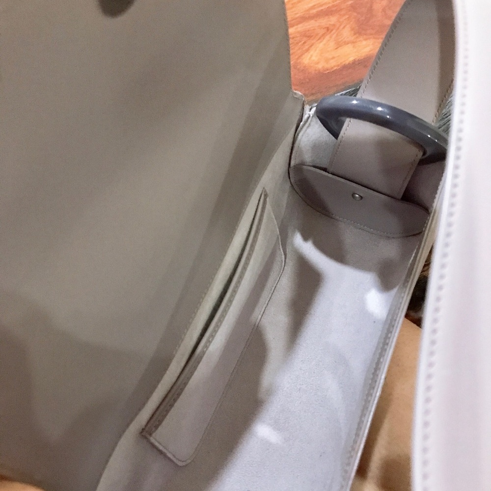Authentic Louis Vuitton Lilac Eli Nocturnes - Picture 2 of 6